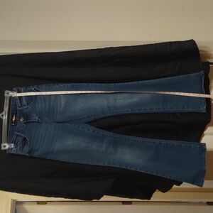 Woman's jeans 28/31